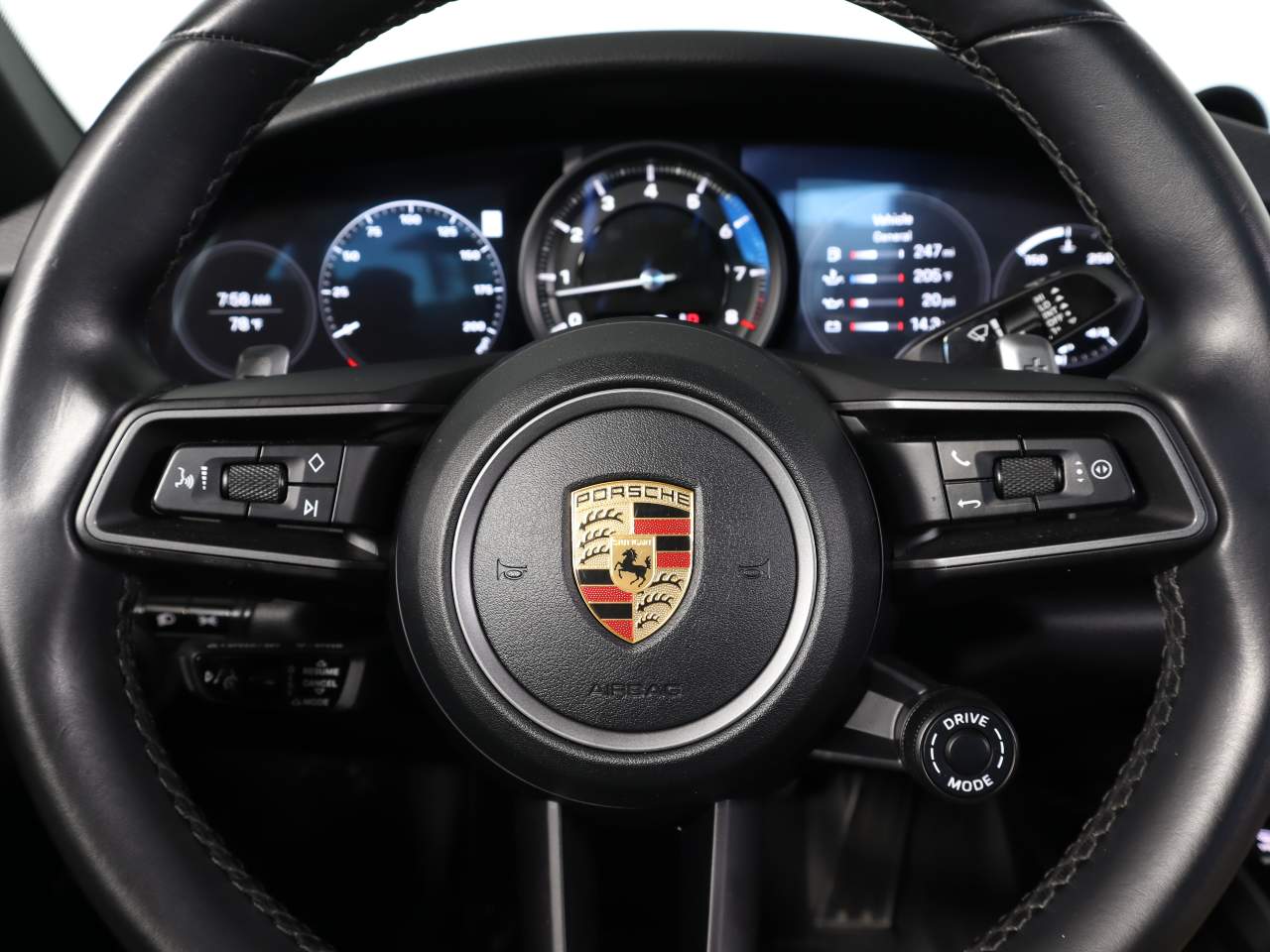 2021 Porsche 911 4 photo 17