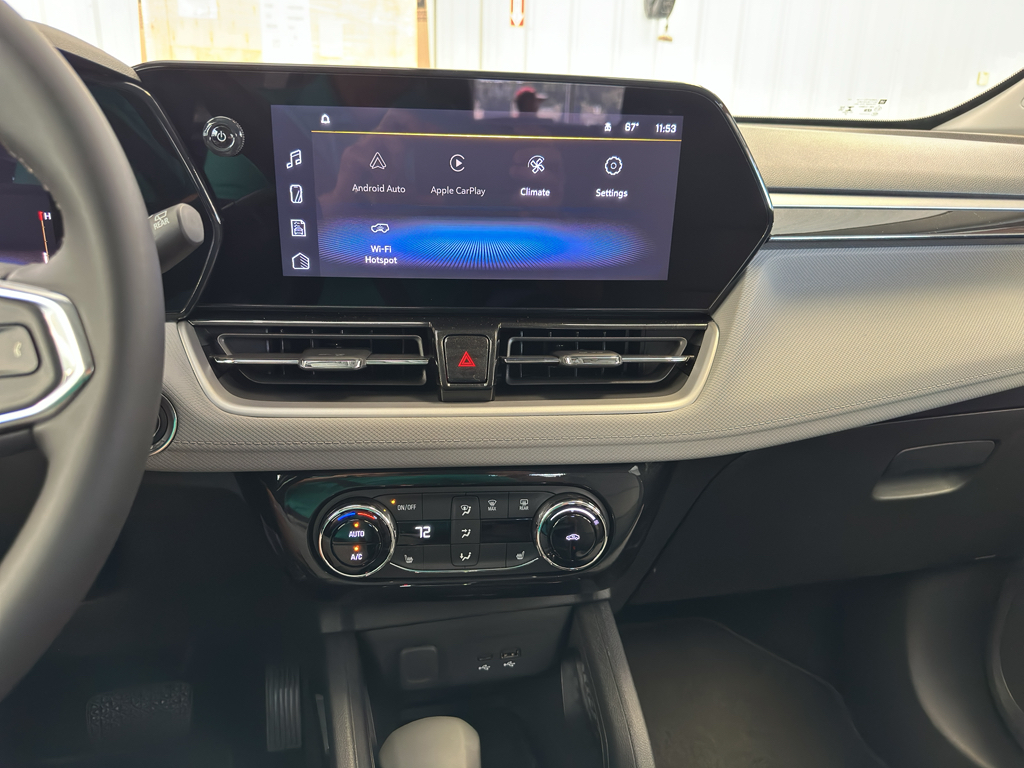 2026 Chevrolet Trailblazer LT photo 12
