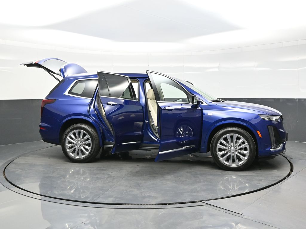 2025 Cadillac XT6 Premium Luxury photo 29