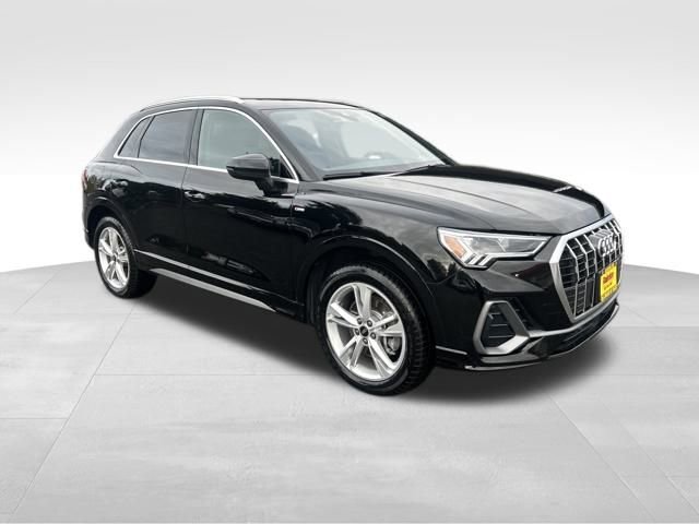 2024 Audi Q3 S Line Premium Plus's photo