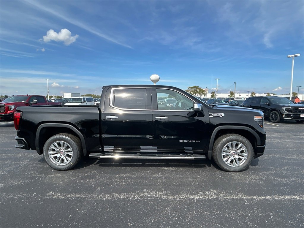 2026 Gmc Sierra Denali photo 9
