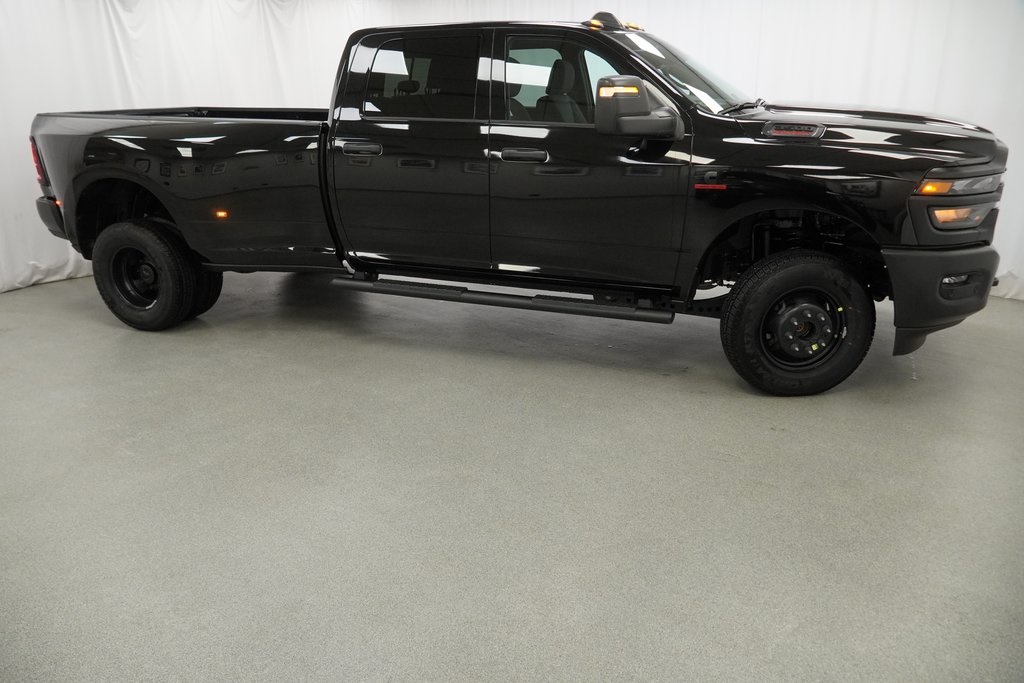 2026 Ram 3500 Tradesman photo 8