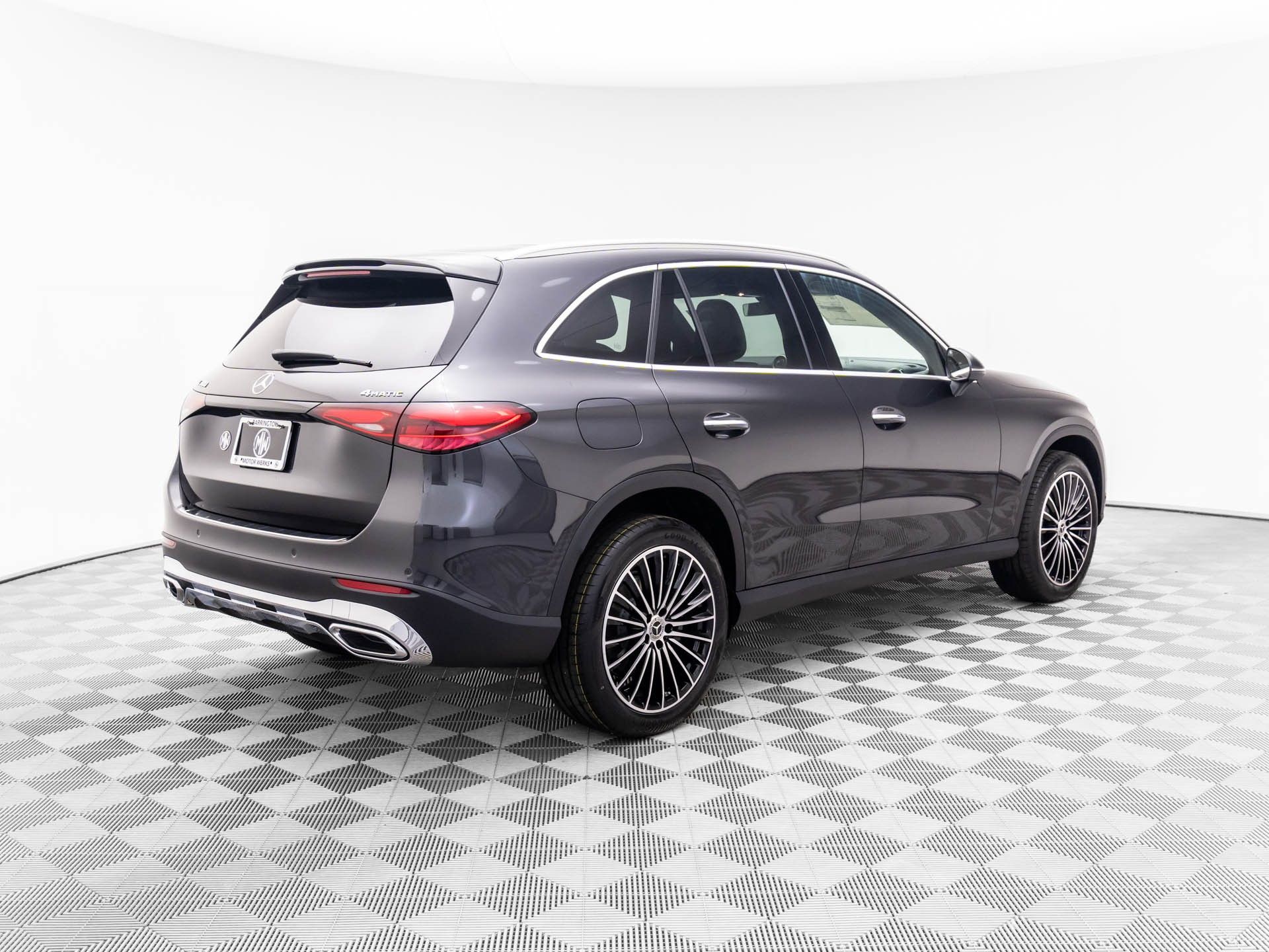2025 Mercedes Benz GLC 300 4MATIC photo 6