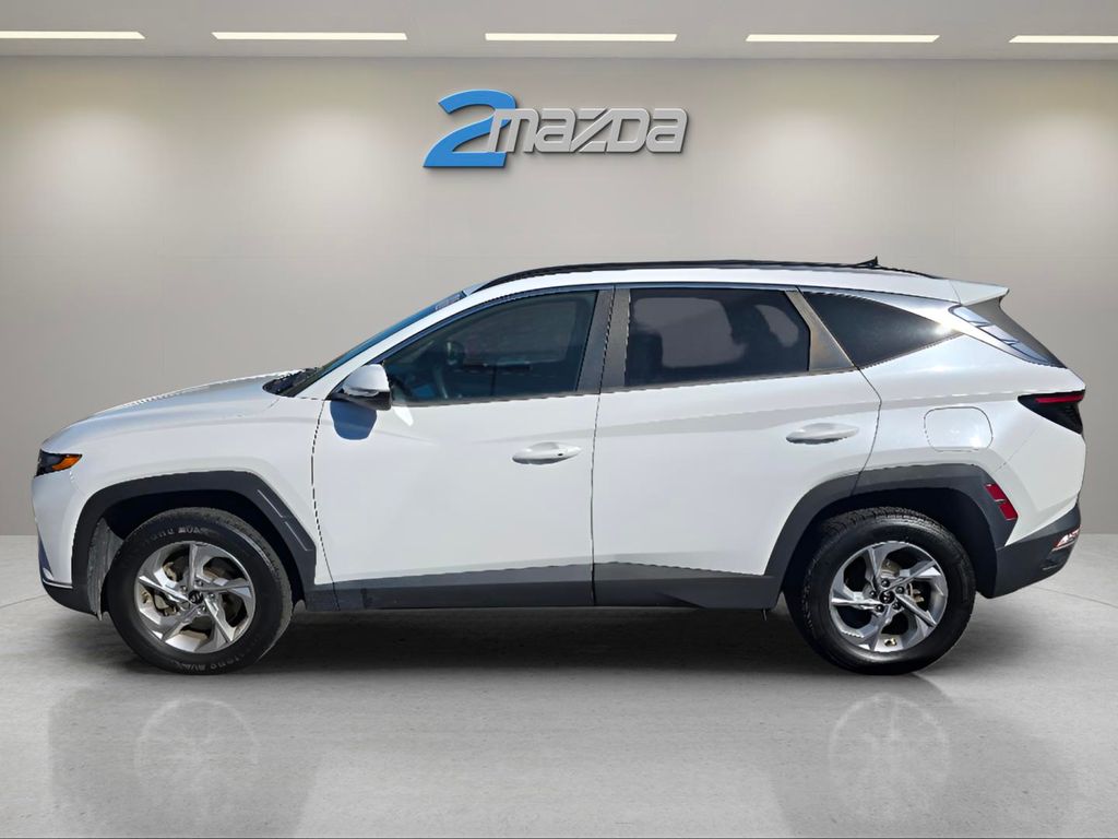 2022 Hyundai Tucson SEL photo 2