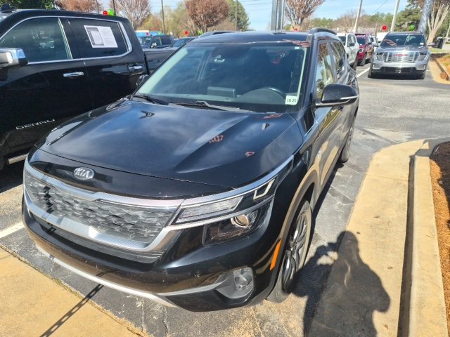 2021 Kia Seltos S's photo