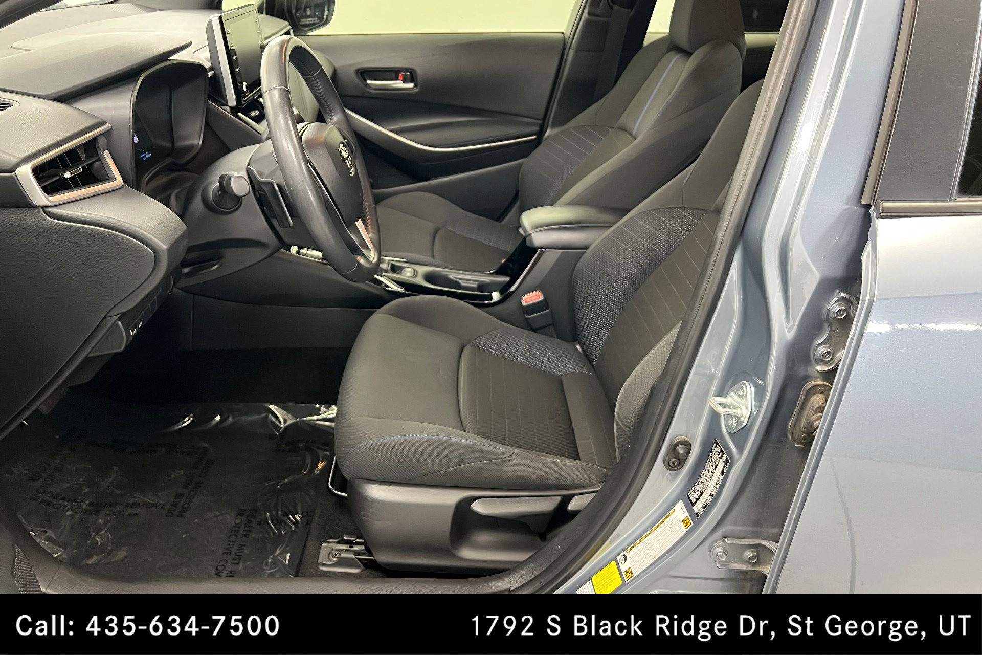 2021 Toyota Corolla SE photo 17