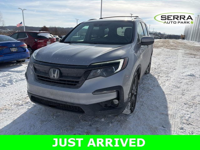 2021 Honda Pilot SE's photo