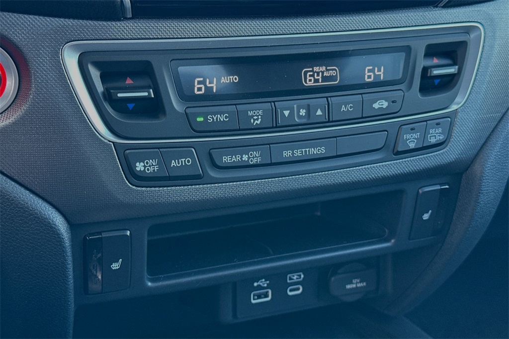 2024 Honda Ridgeline RTL photo 18