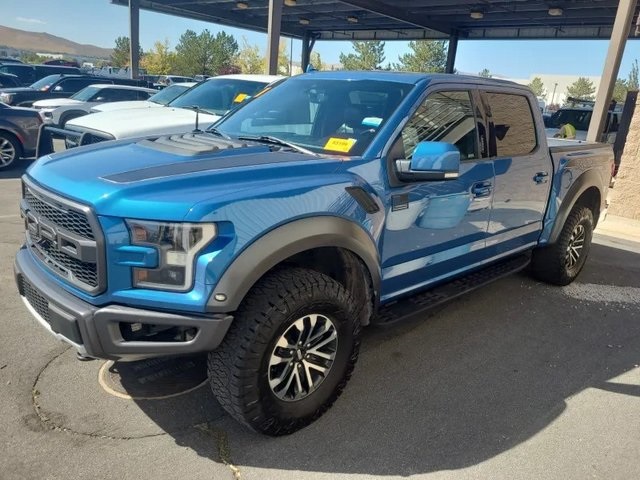 2019 Ford F-150 Raptor photo 2