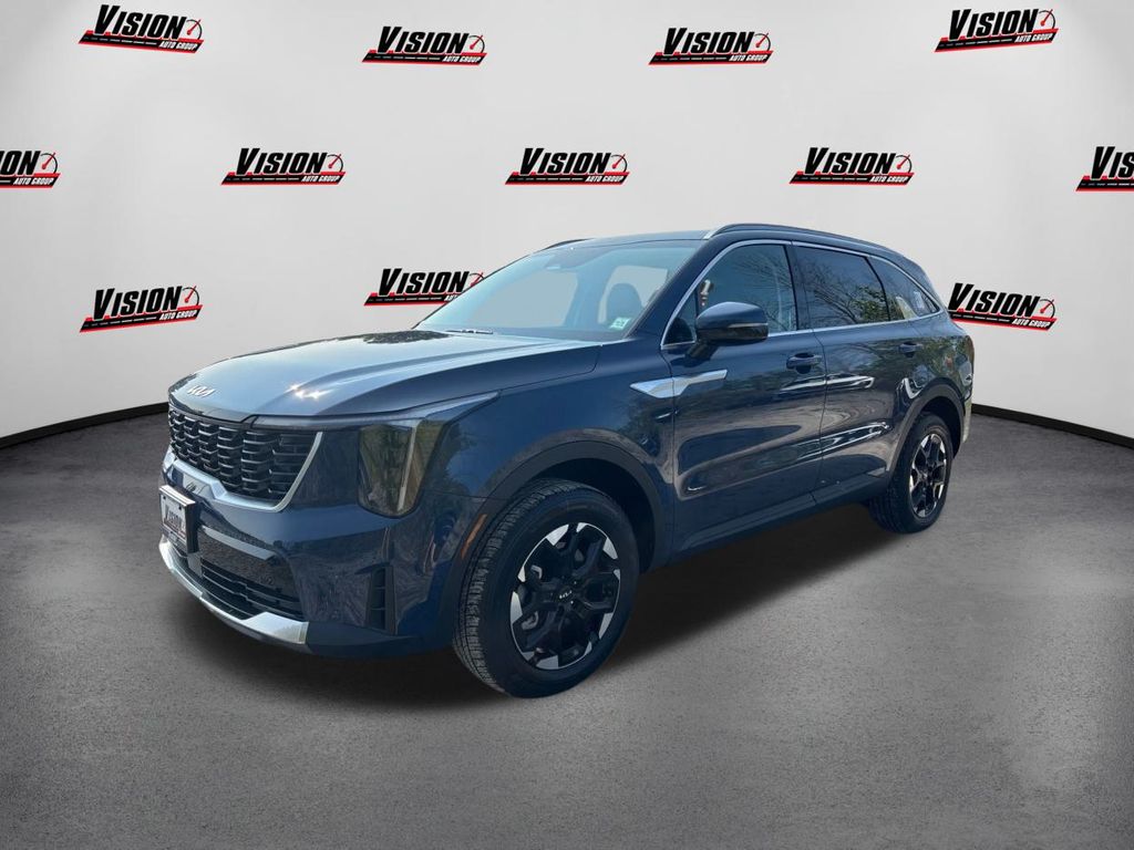 2026 Kia Sorento S's photo