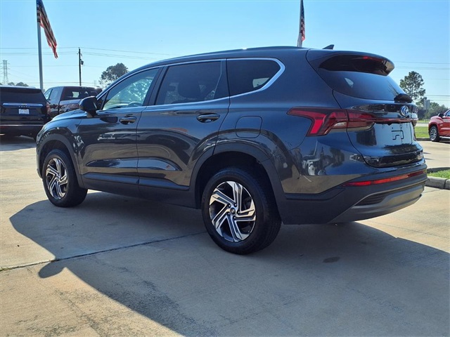 2023 Hyundai Santa Fe SE photo 2