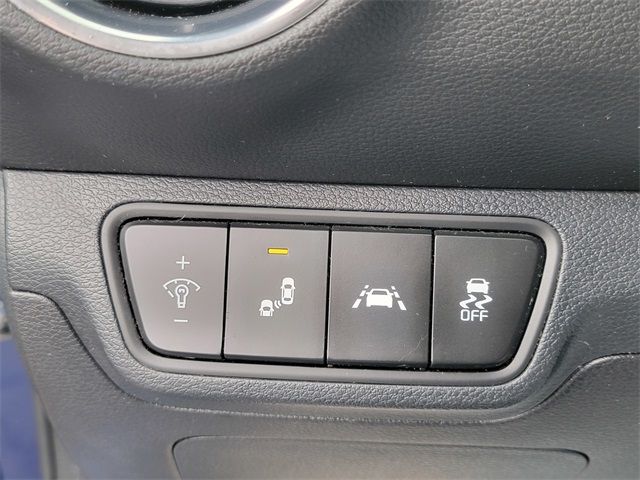 2020 Kia Forte GT-Line photo 34