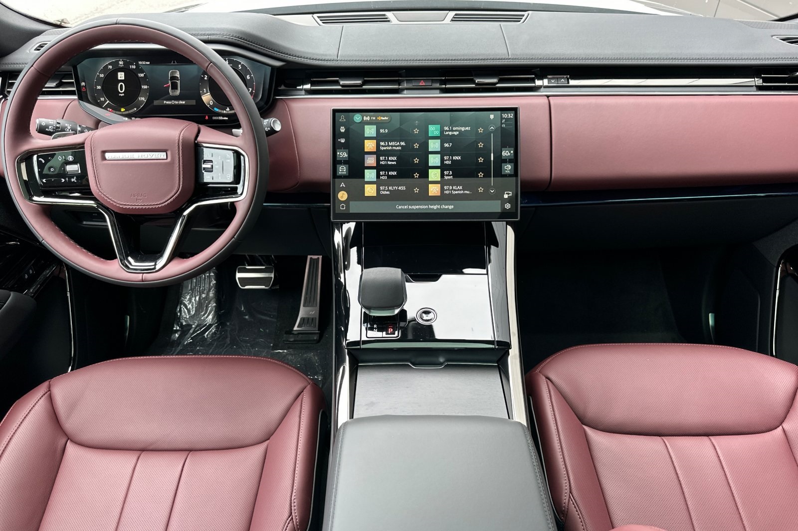 2025 Land Rover Range Rover Sport SE photo 15