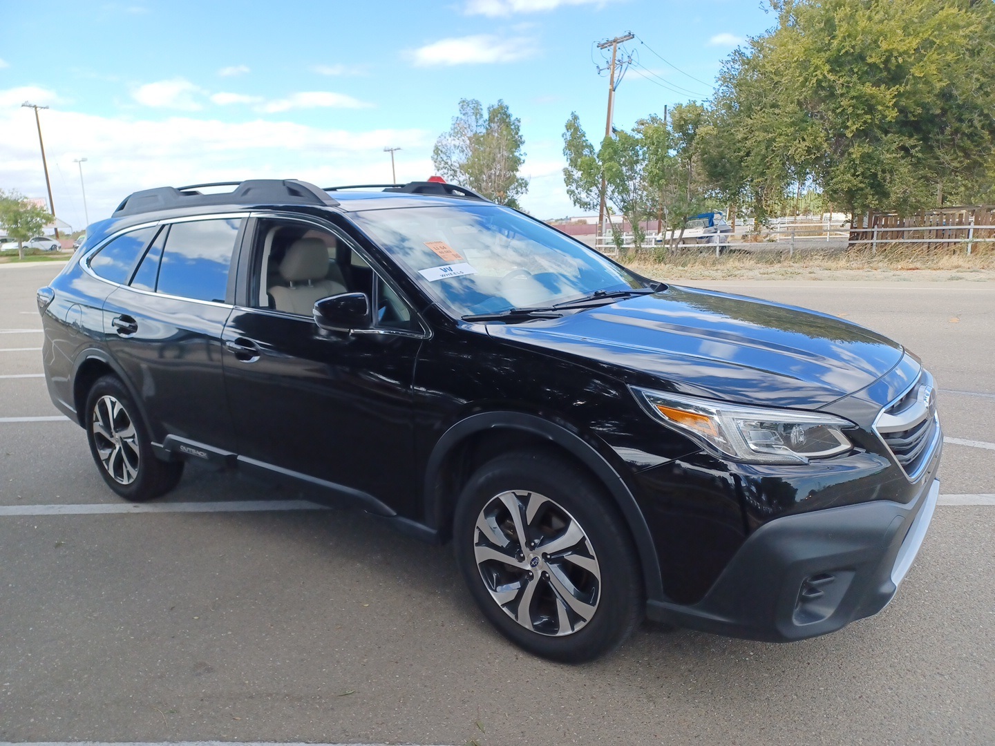 2022 Subaru Outback Limited photo 3
