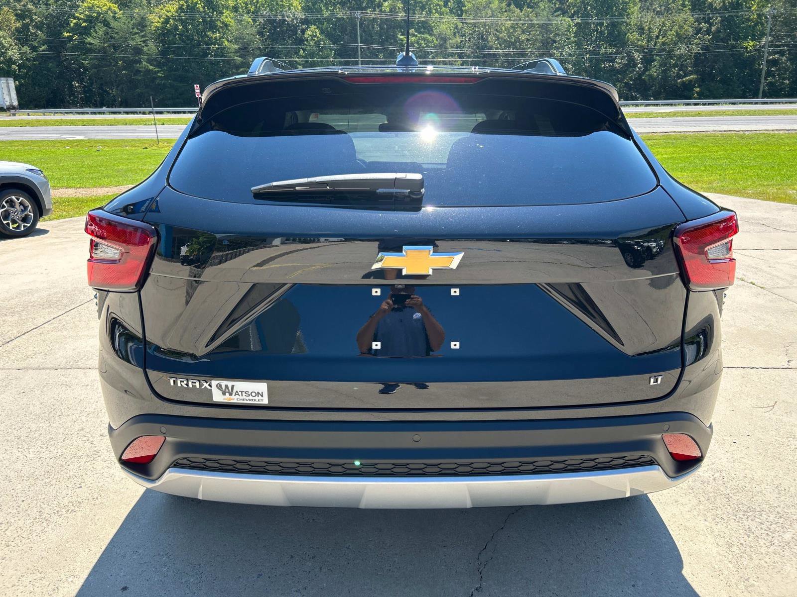 2025 Chevrolet Trax LT photo 4