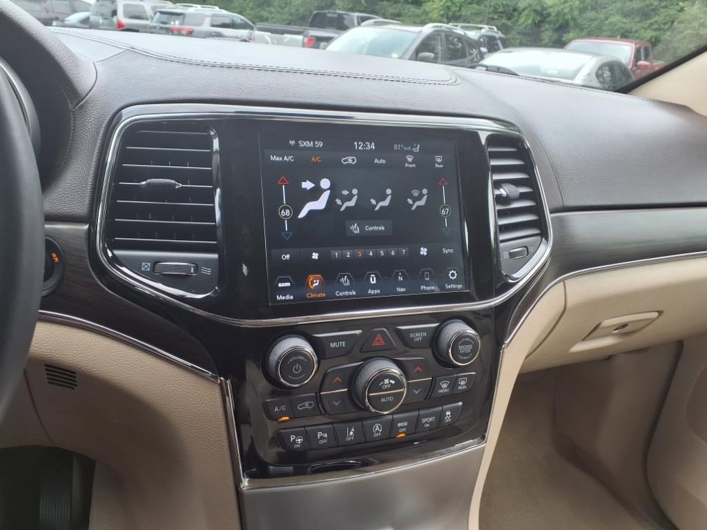 2020 Jeep Grand Cherokee Overland photo 15