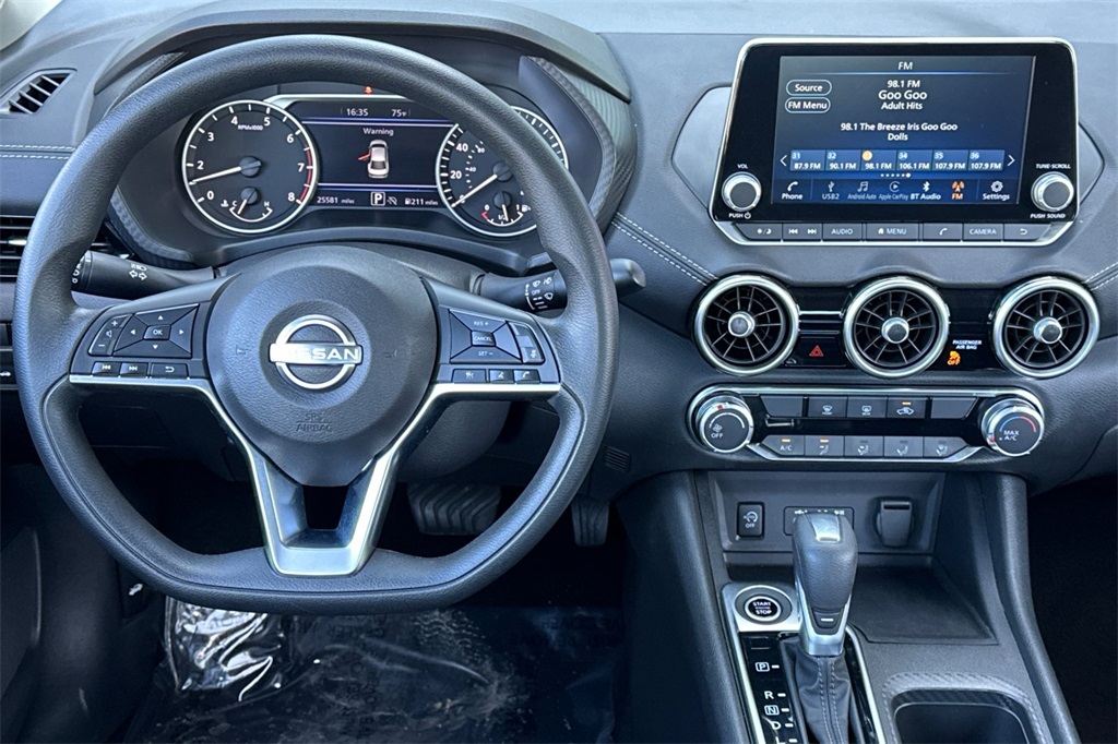 2024 Nissan Sentra SV photo 14