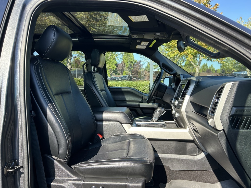 2018 Ford F-150 Lariat photo 31