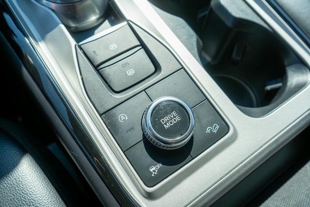 2022 Ford Explorer ST photo 19