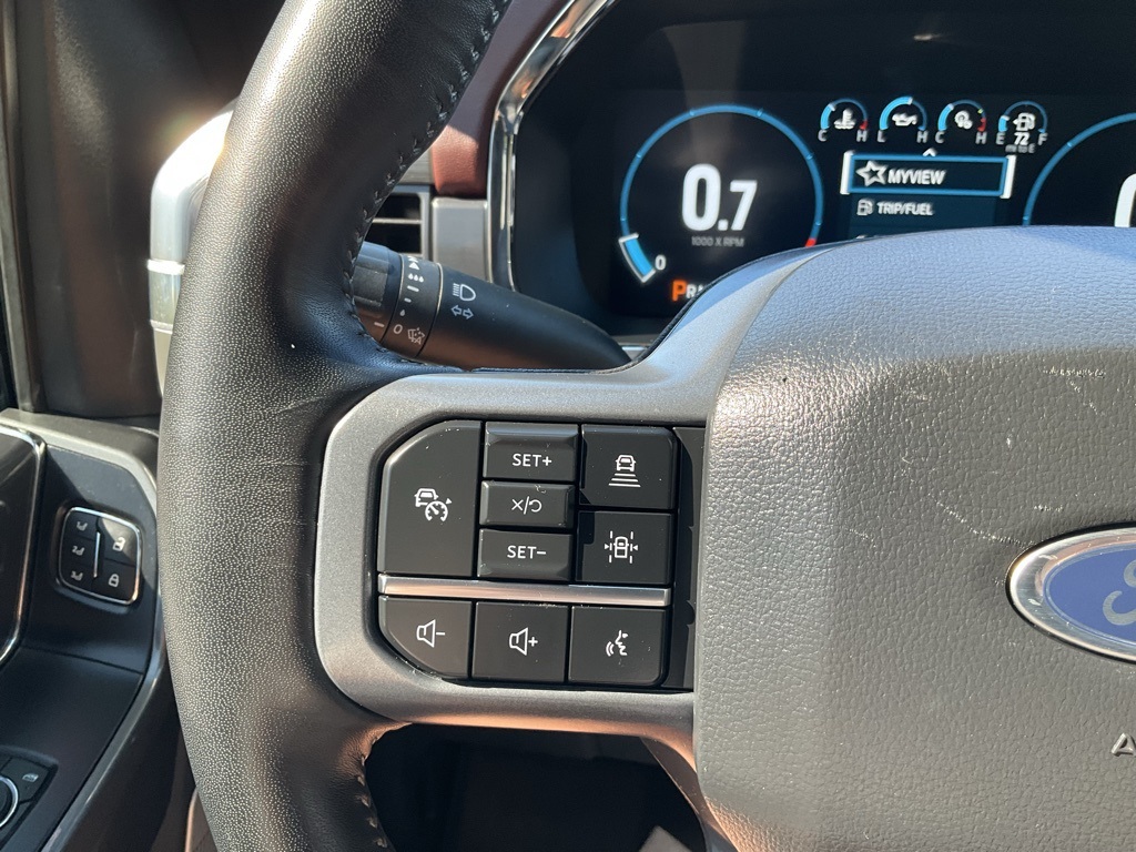 2023 Ford F-150 Lariat photo 9