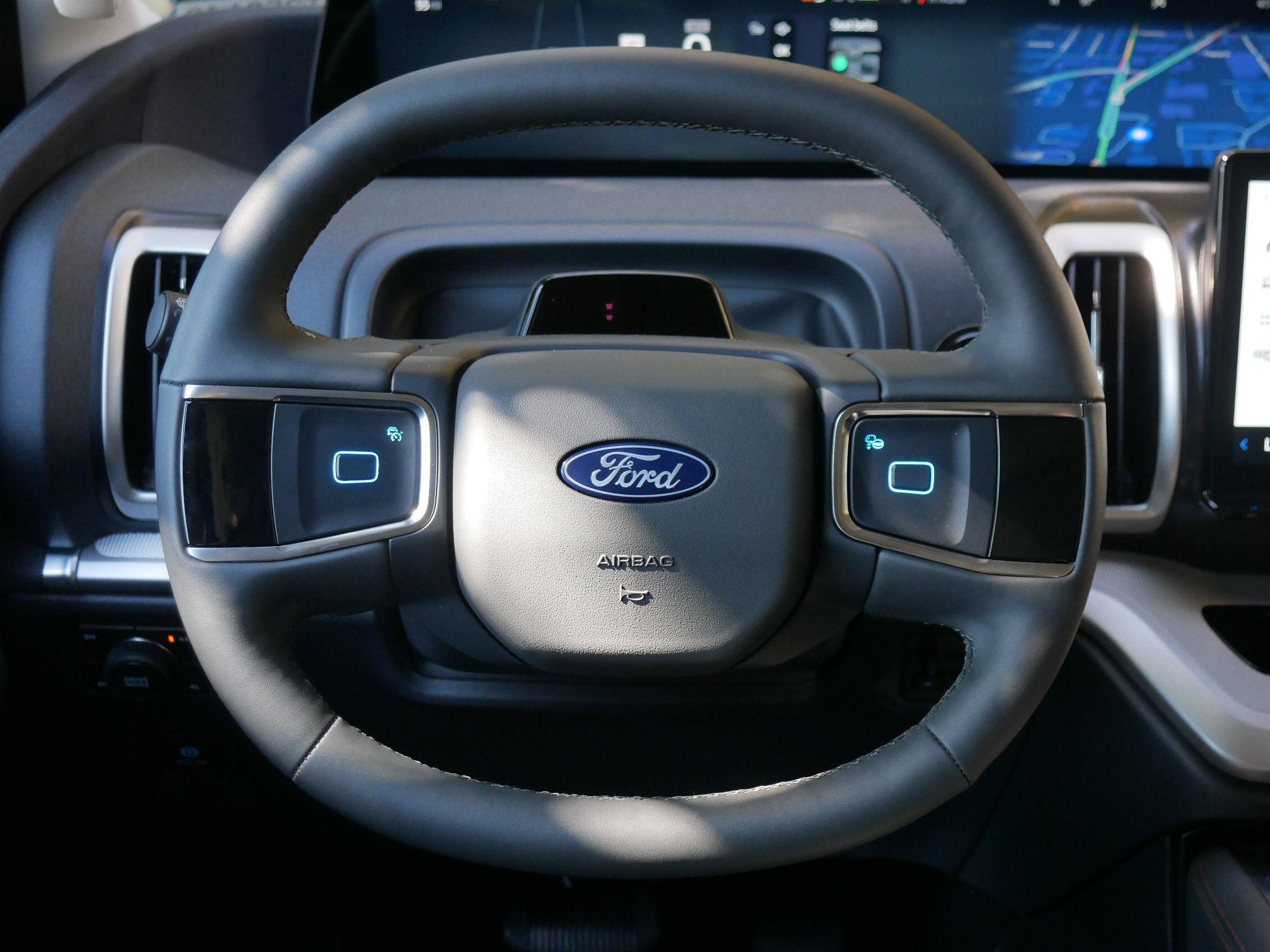 2025 Ford Expedition photo 5