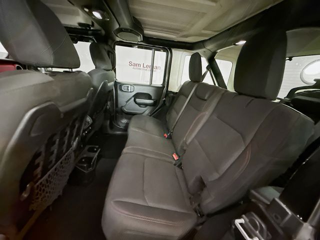 2018 Jeep Wrangler Unlimited Rubicon photo 22
