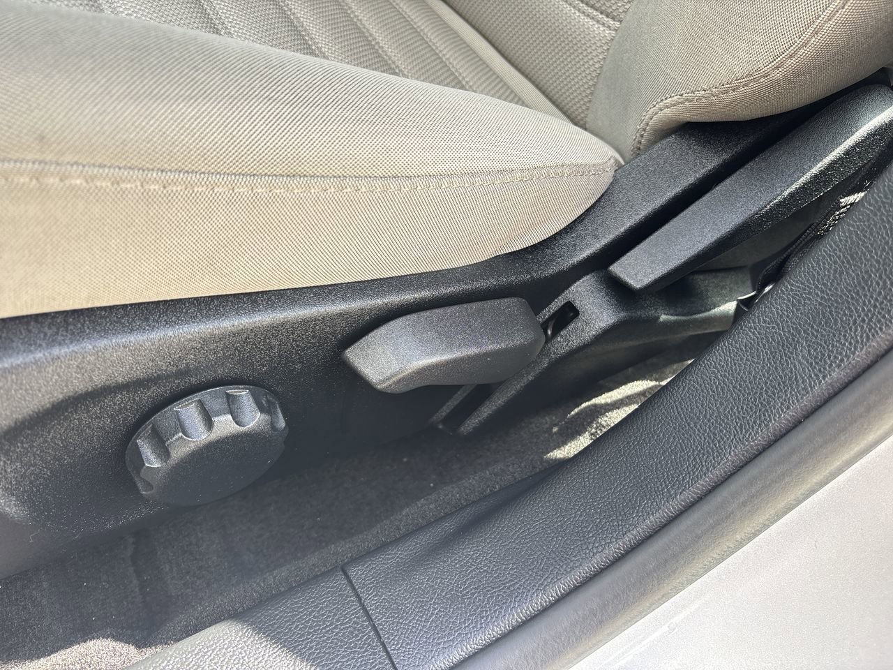2018 Ford Fusion Hybrid S photo 19