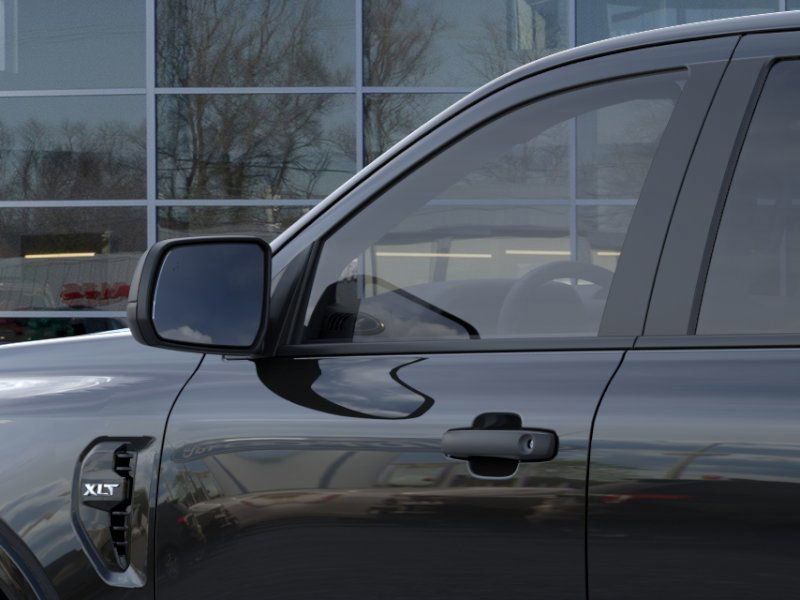 2025 Ford Ranger XLT photo 16