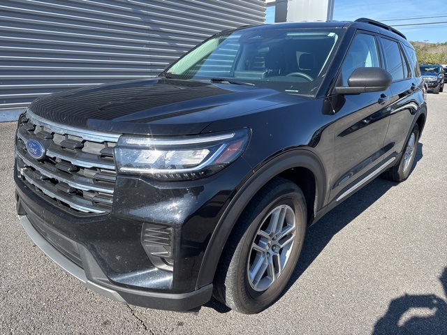 2025 Ford Explorer Active's photo