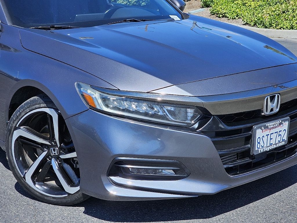 2018 Honda Accord Sport photo 3