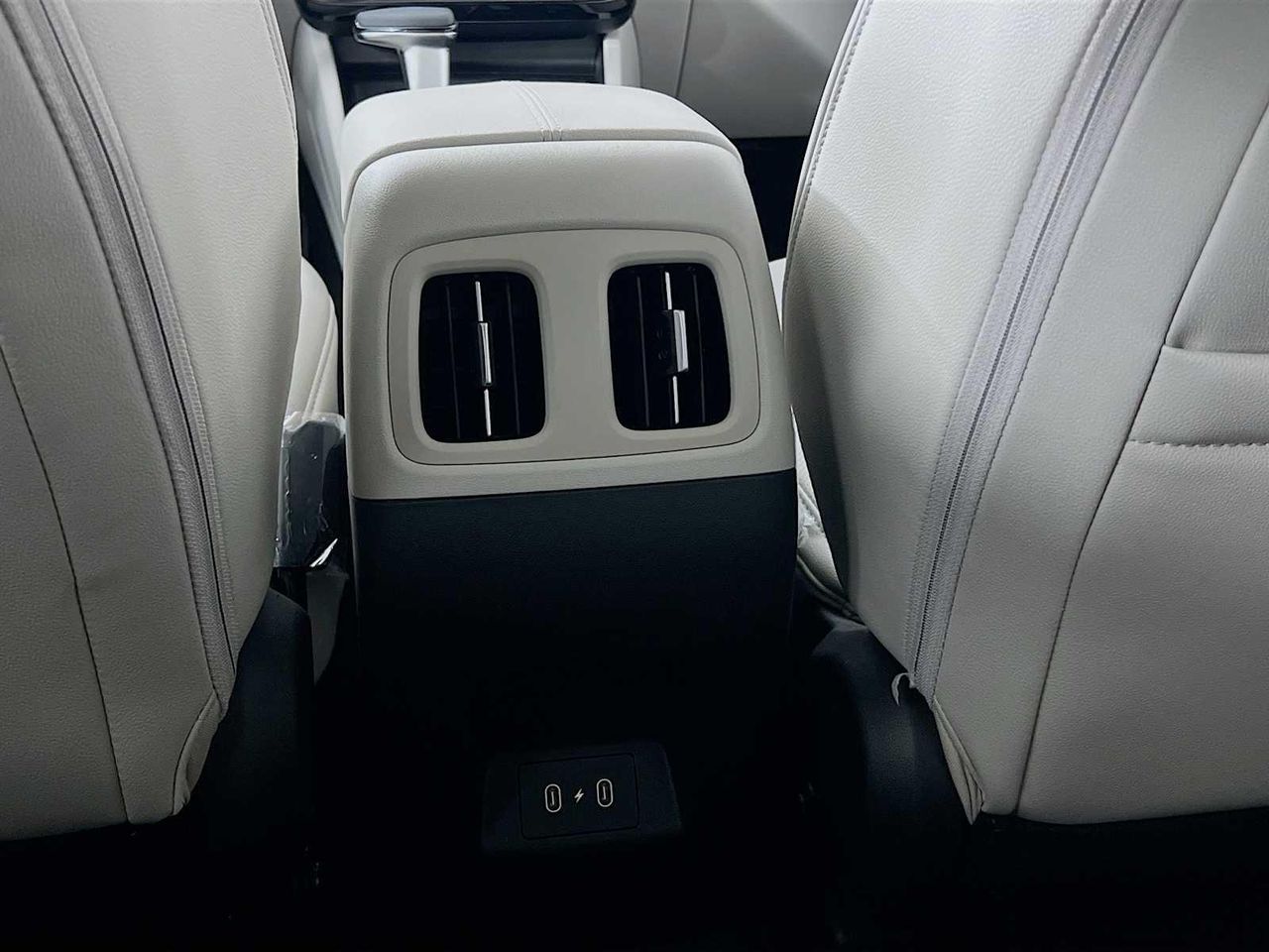 2025 Hyundai Tucson SEL Convenience photo 15
