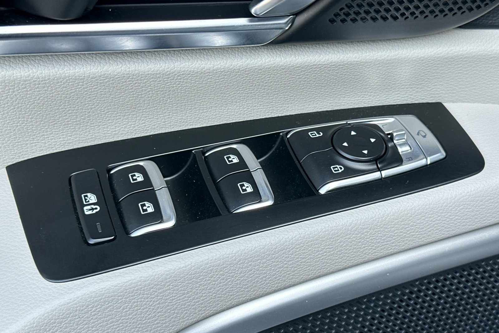 2022 Kia Telluride EX photo 11