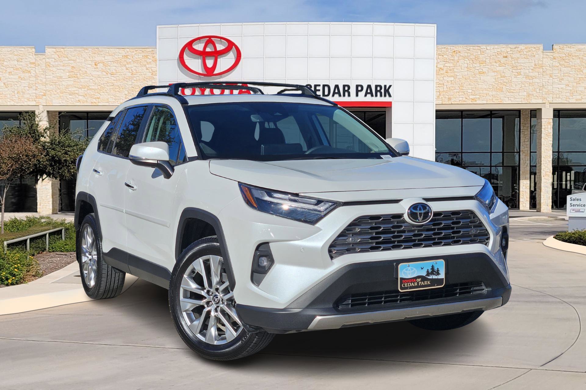 2024 Toyota RAV4 Limited's photo