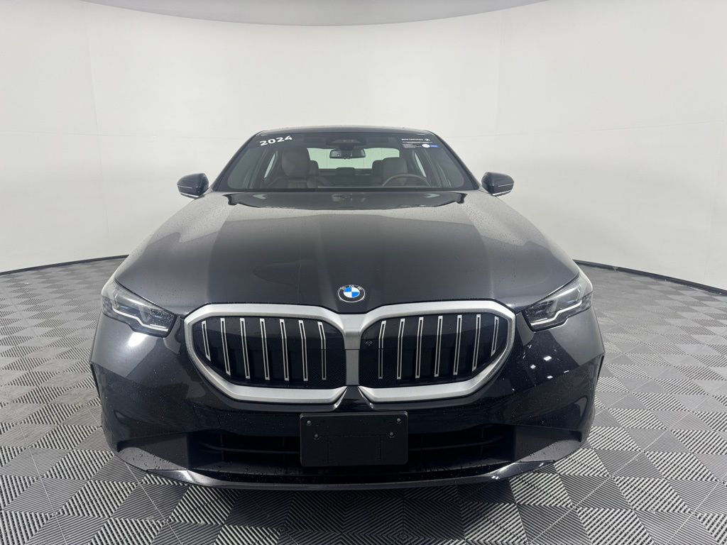 2024 Bmw 540i xDrive photo 2