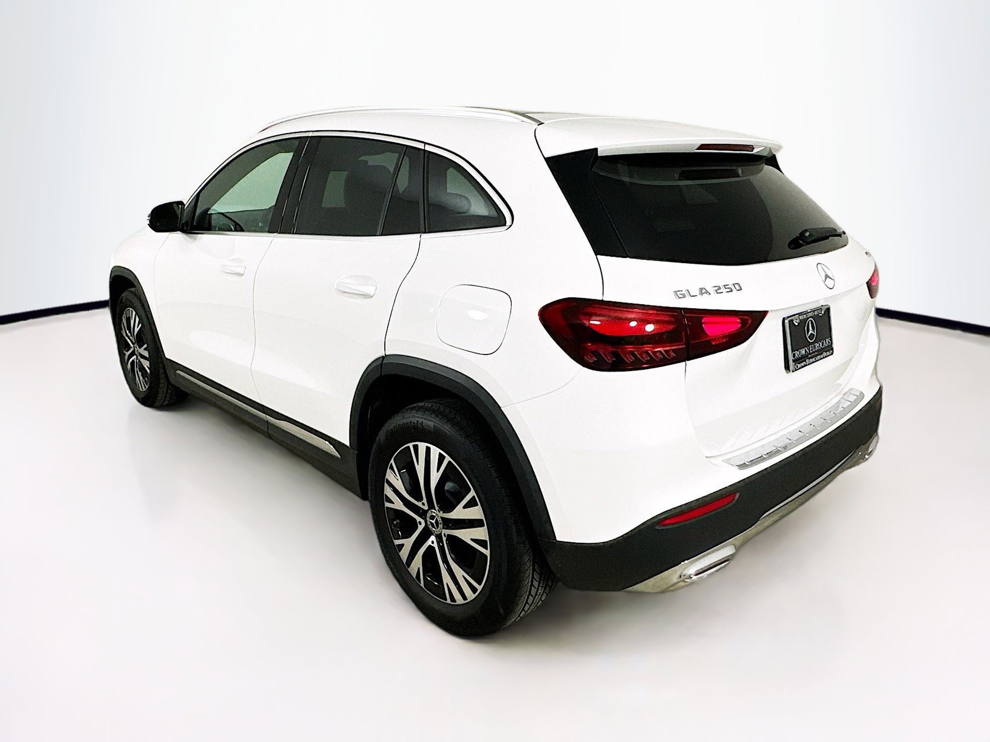 2026 Mercedes Benz GLA 250 4MATIC photo 5