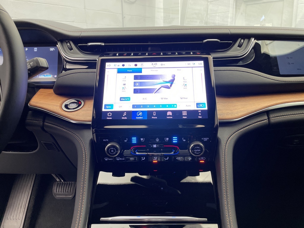 2025 Jeep Grand Cherokee L Summit Reserve photo 7