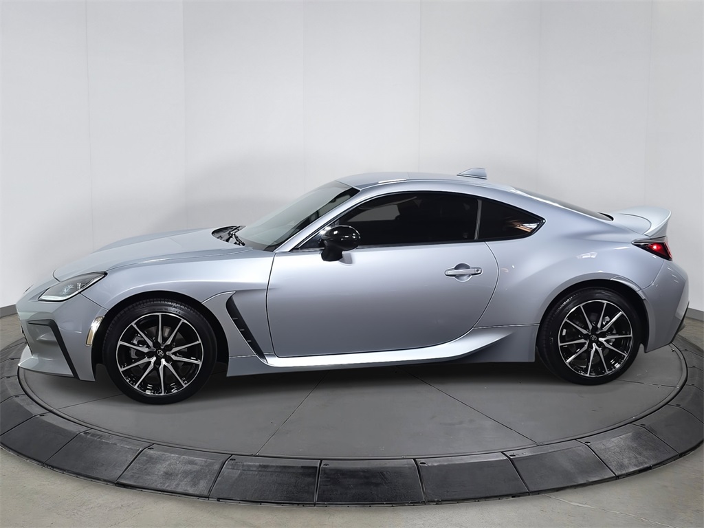 2023 Toyota GR86 photo 10