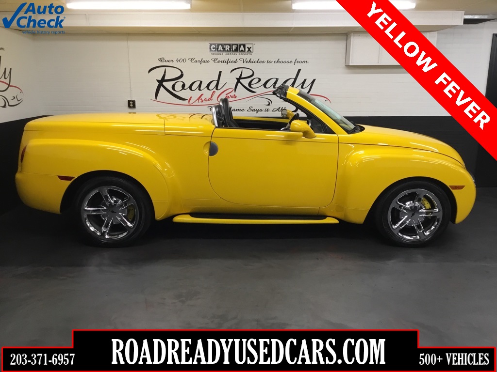 2003 Chevrolet SSR LS's photo