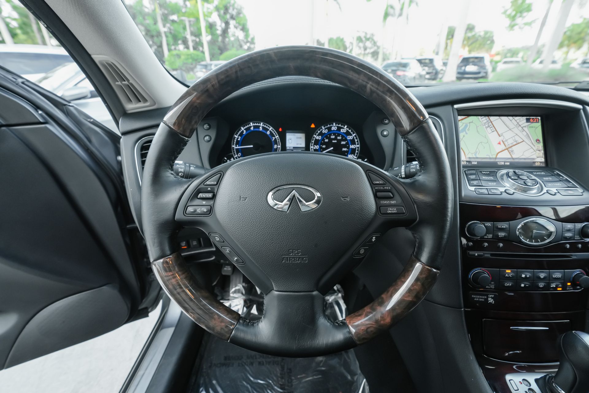 2015 Infiniti QX50 Journey photo 7