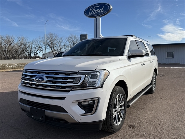 2018 Ford Expedition Limited's photo