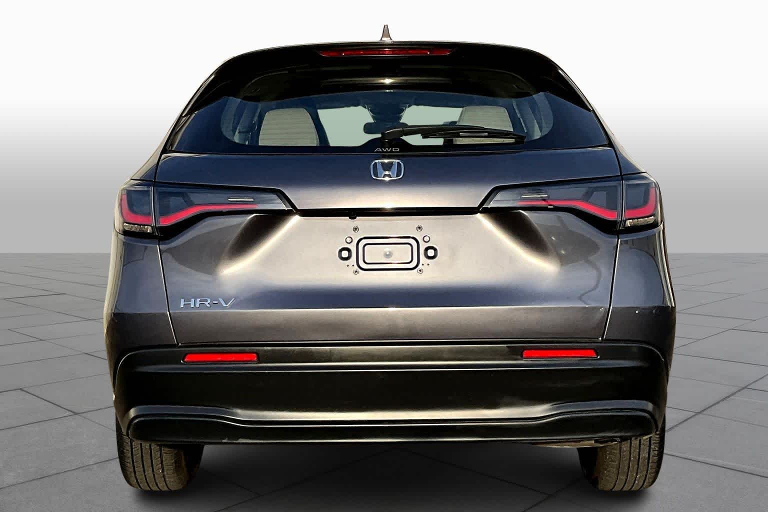 2023 Honda HR-V LX photo 4