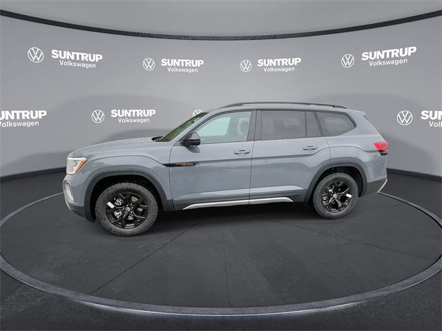 2025 Volkswagen Atlas Peak Edition SE photo 10