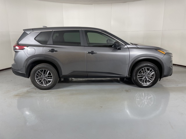 2024 Nissan Rogue S photo 5