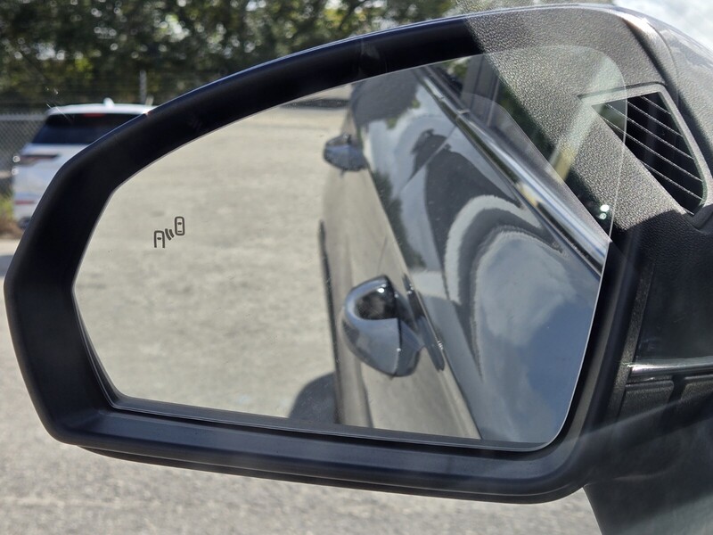 2022 Volkswagen Taos SE photo 19
