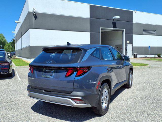 2025 Hyundai Tucson SE photo 4