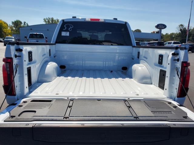 2025 Ford F-150 XLT photo 6