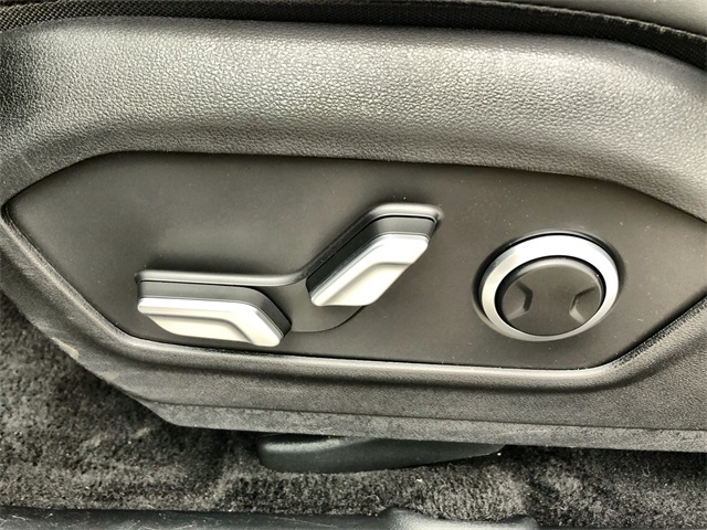 2024 Hyundai Santa Fe SEL photo 4