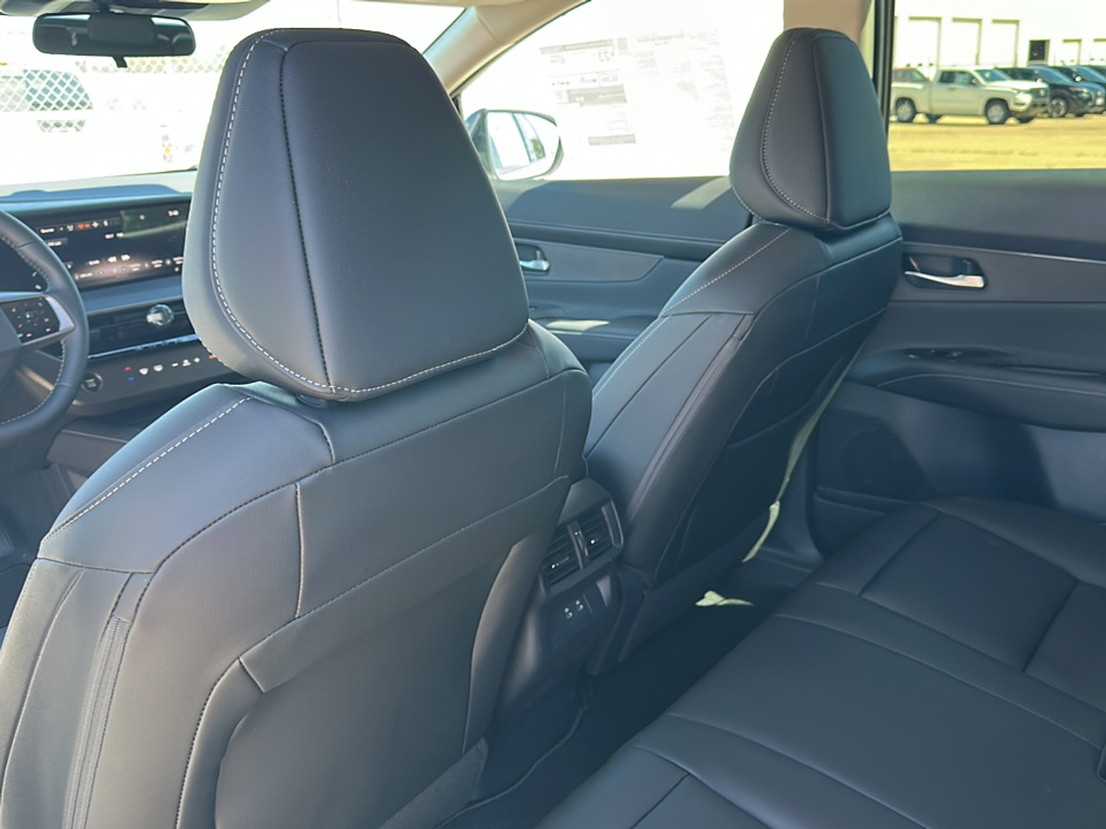 2025 Nissan Murano SV photo 5