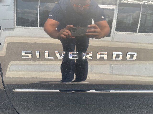 2017 Chevrolet Silverado 1500 LT photo 15