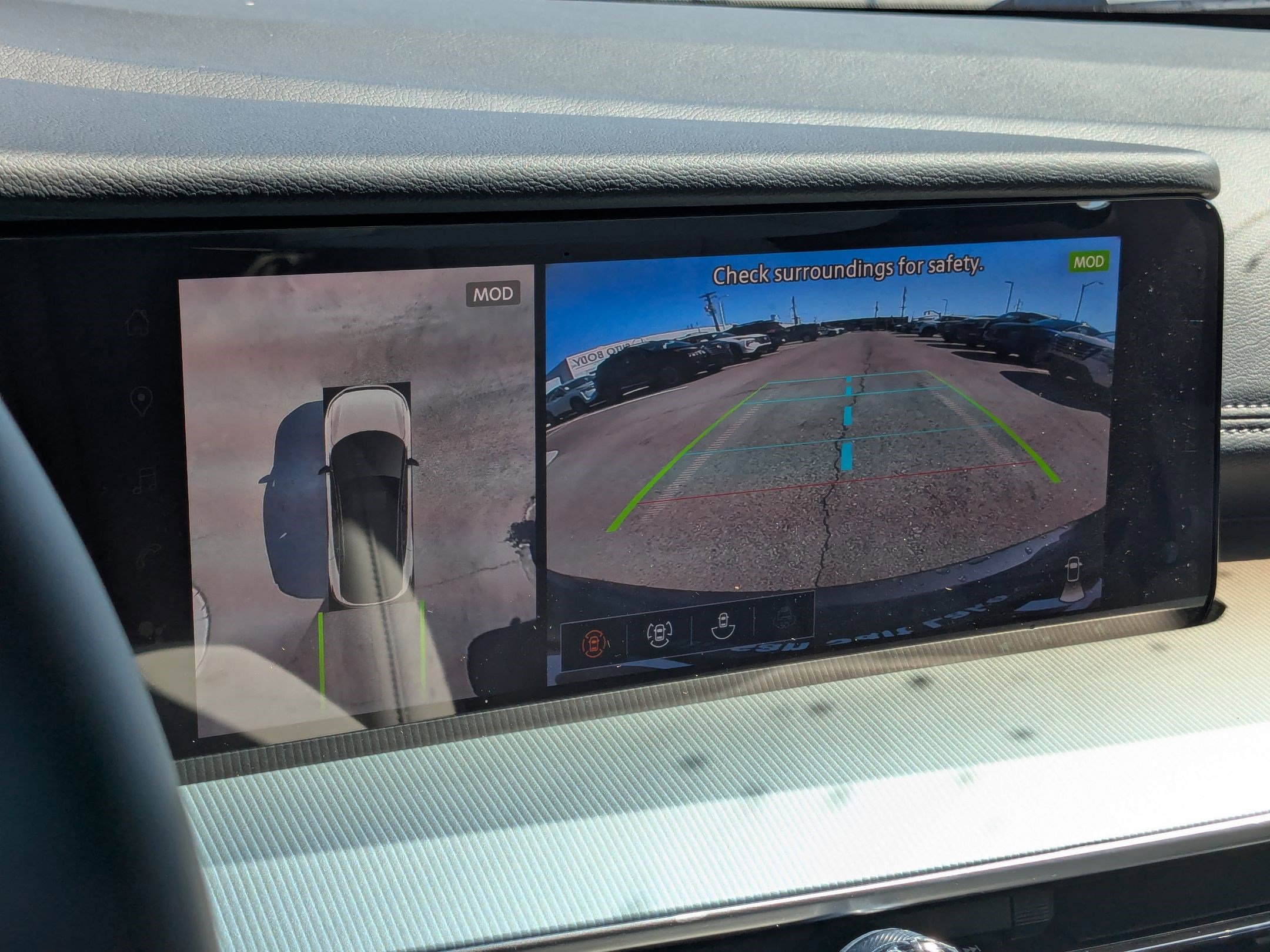 2025 Nissan Murano SL photo 13